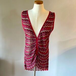 ARDEN B. NEW ROUCHED FRONT Crochet top ZIG zag rayon deep V drape back Med